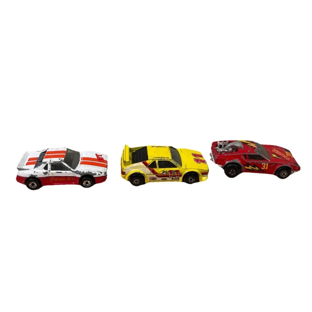 Lot Of 3 Matchbox Cars De Tomaso Pantera 1975 Diecast Greased Lightnin' 31 Red